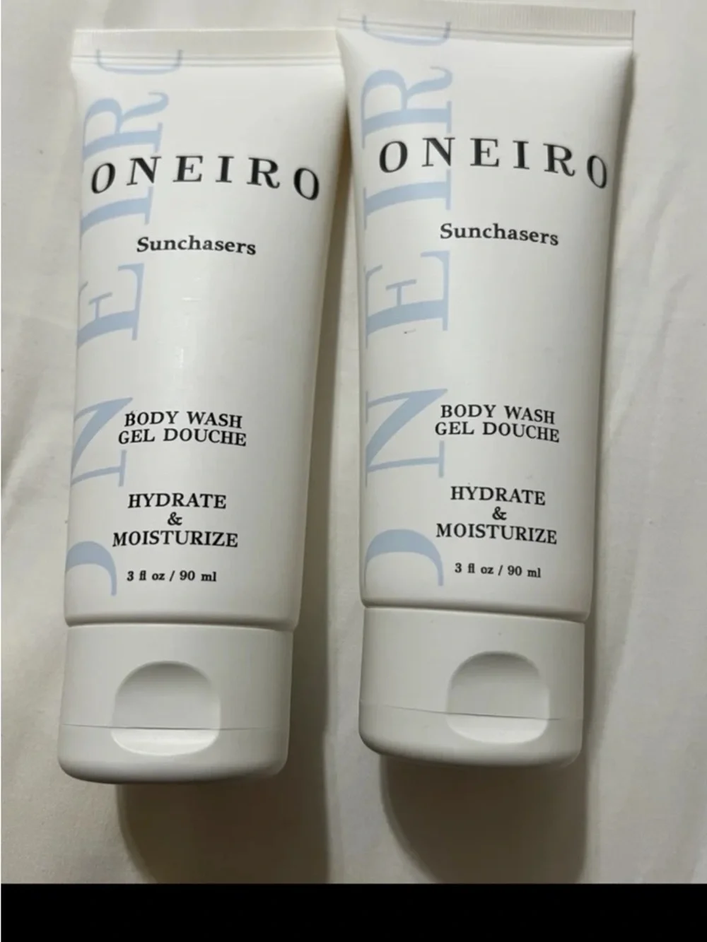 Sealed ONEIRO Sunchasers Bodywash Gel Douche -Hydrate & Moisturize 3fl oz/90ml